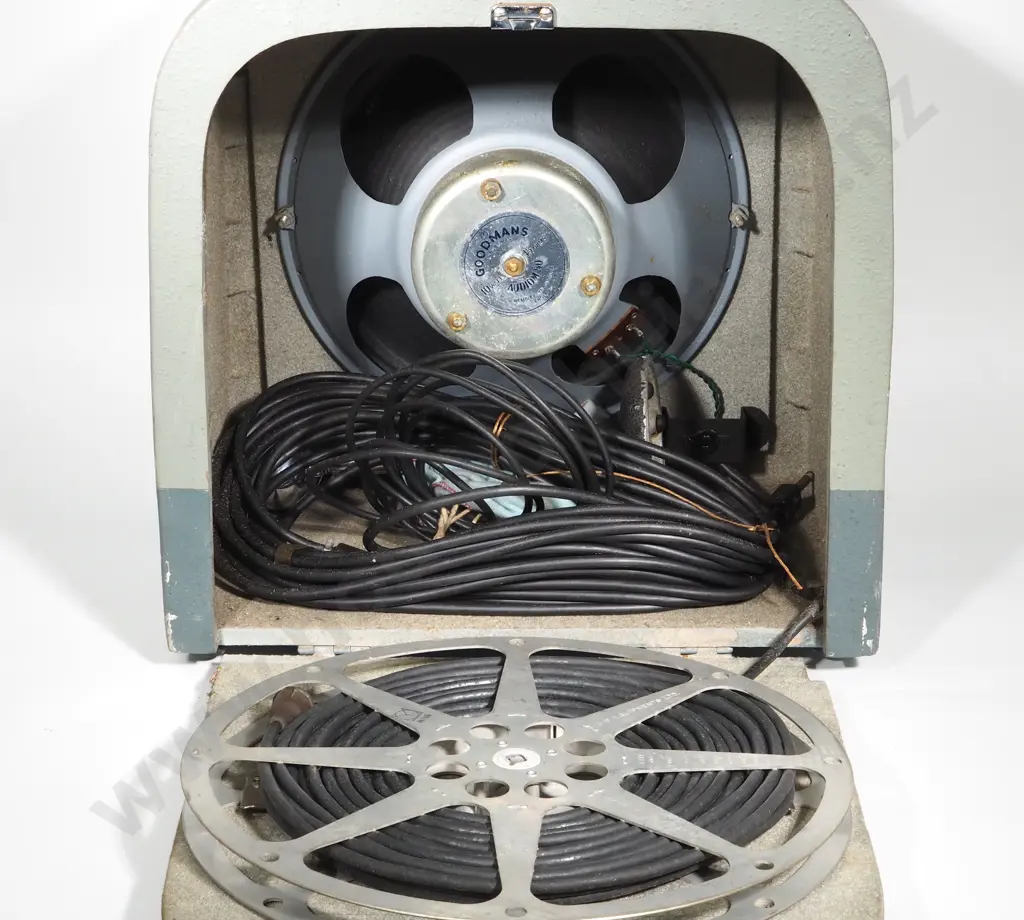 Vintage Large Projector Speaker  Image 1++