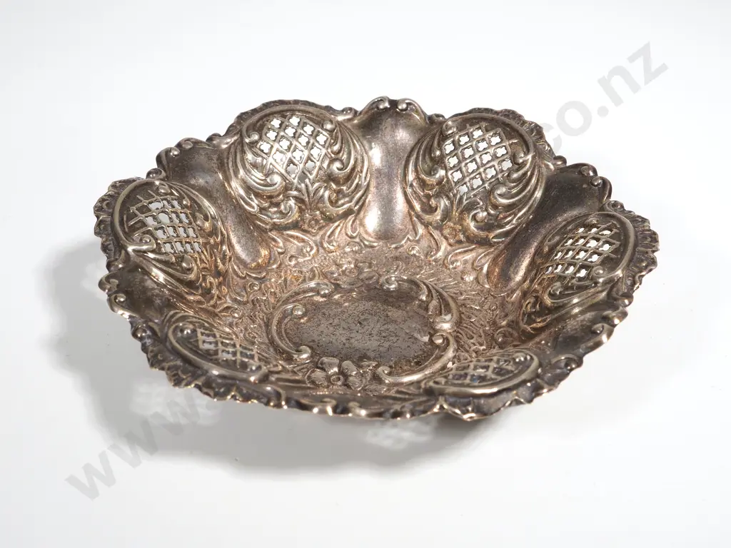Sterling Silver Bon Bon Dish Image 1++