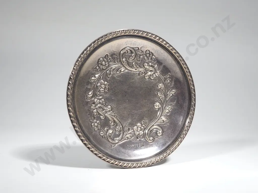 Small Sterling Silver Embossed Pin Dish Image 1++
