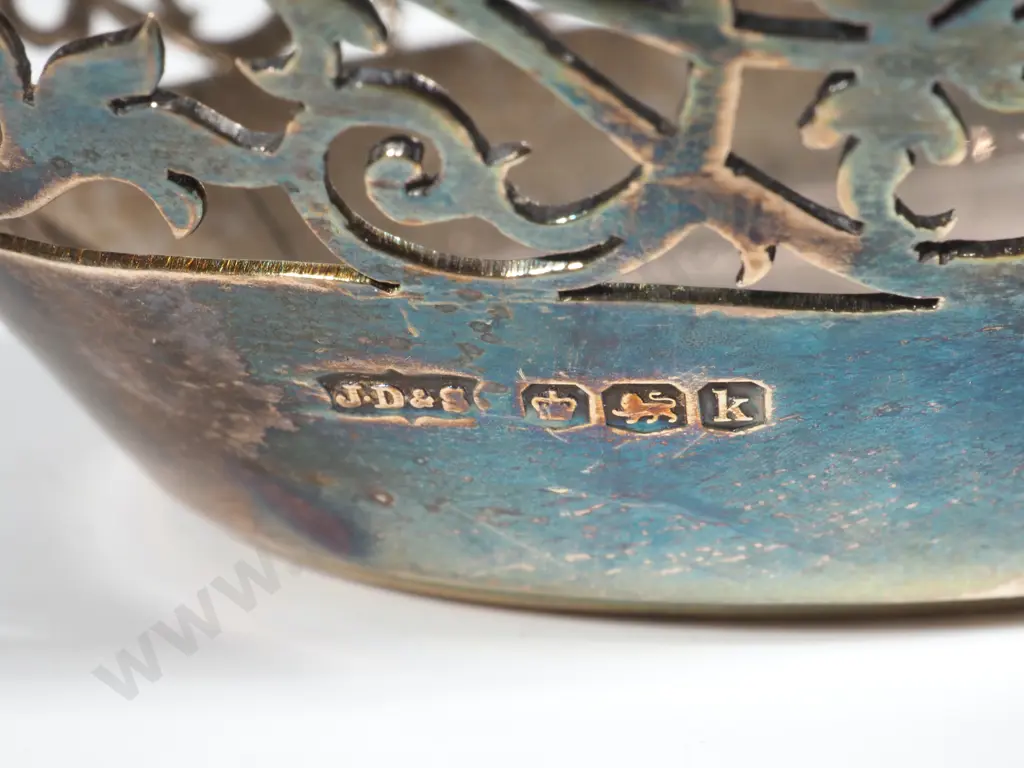 Sterling Silver Boat Shaped Bon Bon Dish w Pierced Rim Image 1++