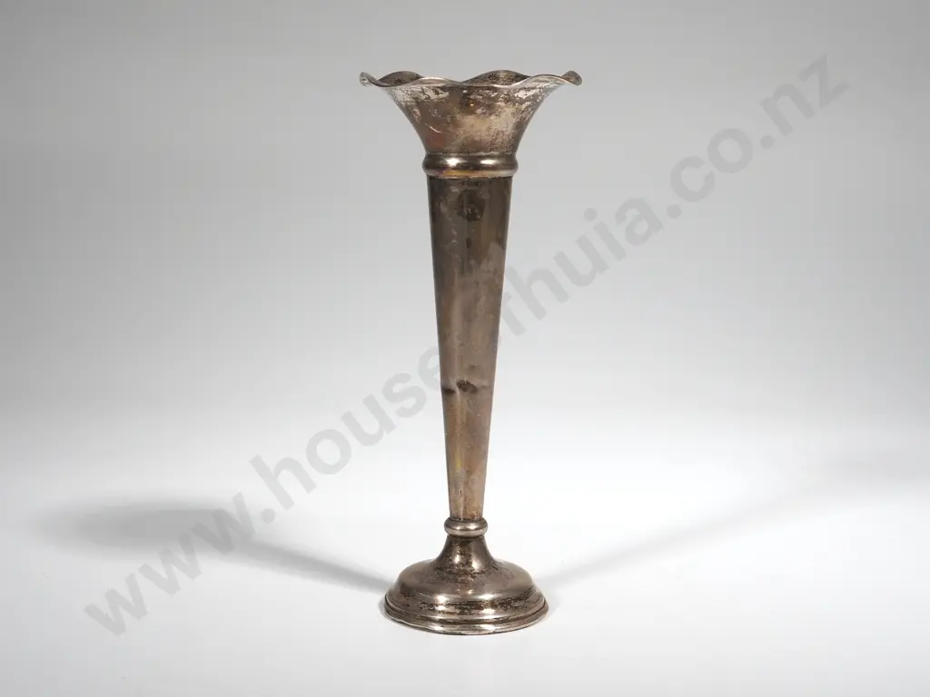 Sterling Silver Bud Vase w Weighted Base Image 1++