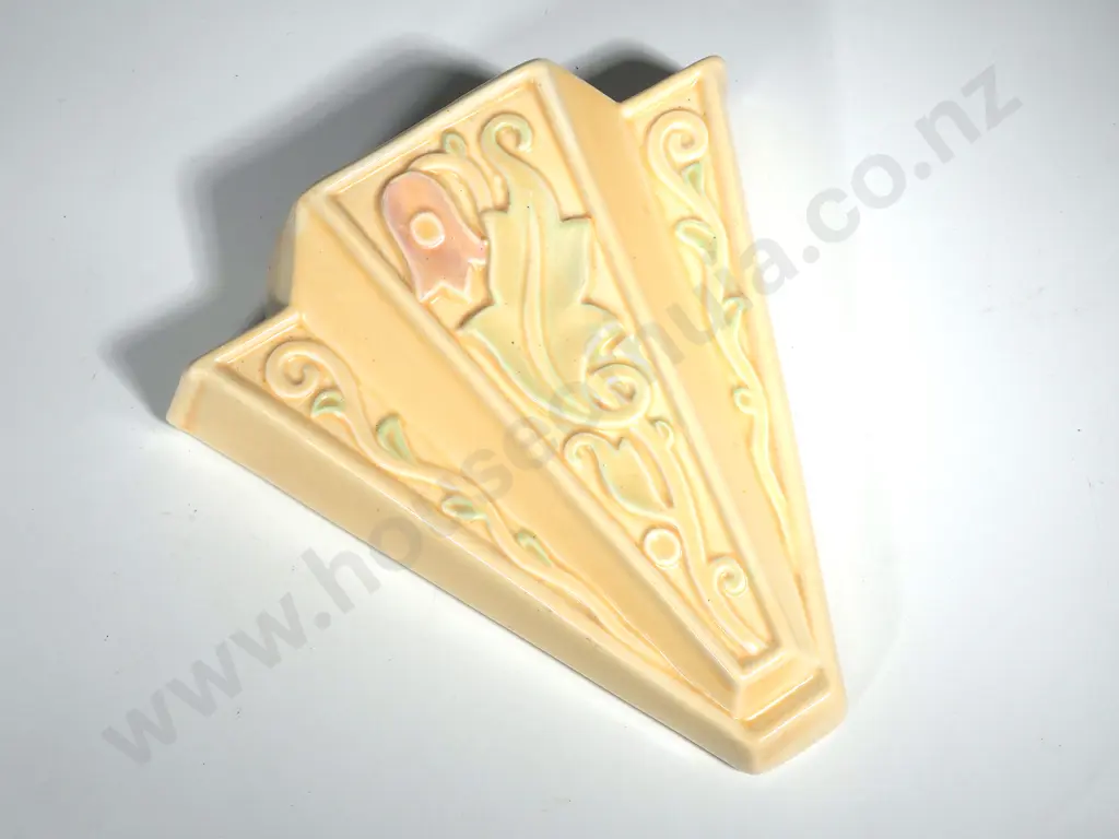 Gothic Wade Heath Yellow Ground Wall Vase Image 1++