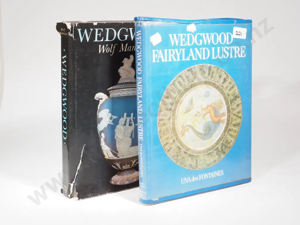 Wedgwood Fairyland Lustre: Work of Daisy Makeig Jones  &  Wedgwood  Wolf Mankowitz  Image 1++