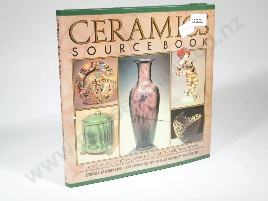 Ceramic Source Book, A Visual Guide To The Ceramic Tradition  Image 1++
