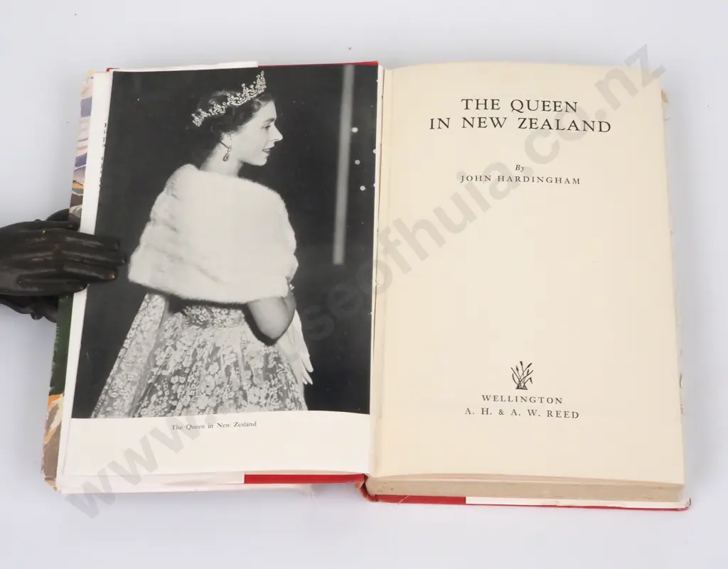 The Queen In New Zealand; John Hardingham  Image 1++