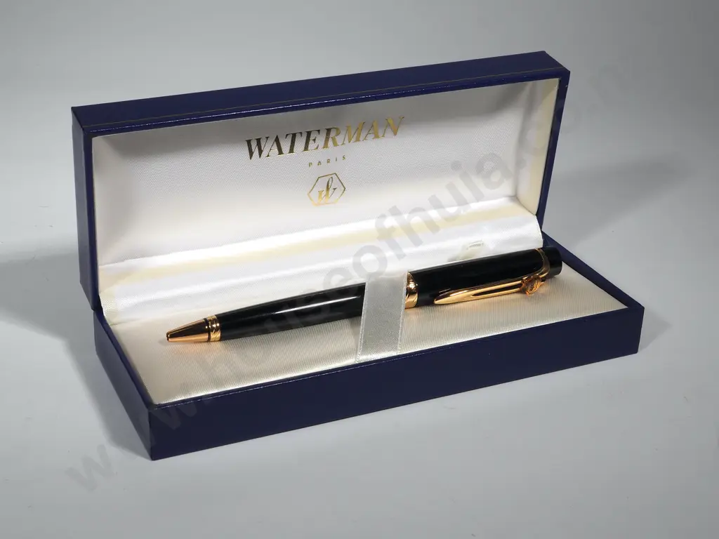 Cased Waterman Roche Ballpoint Pen Image 1++