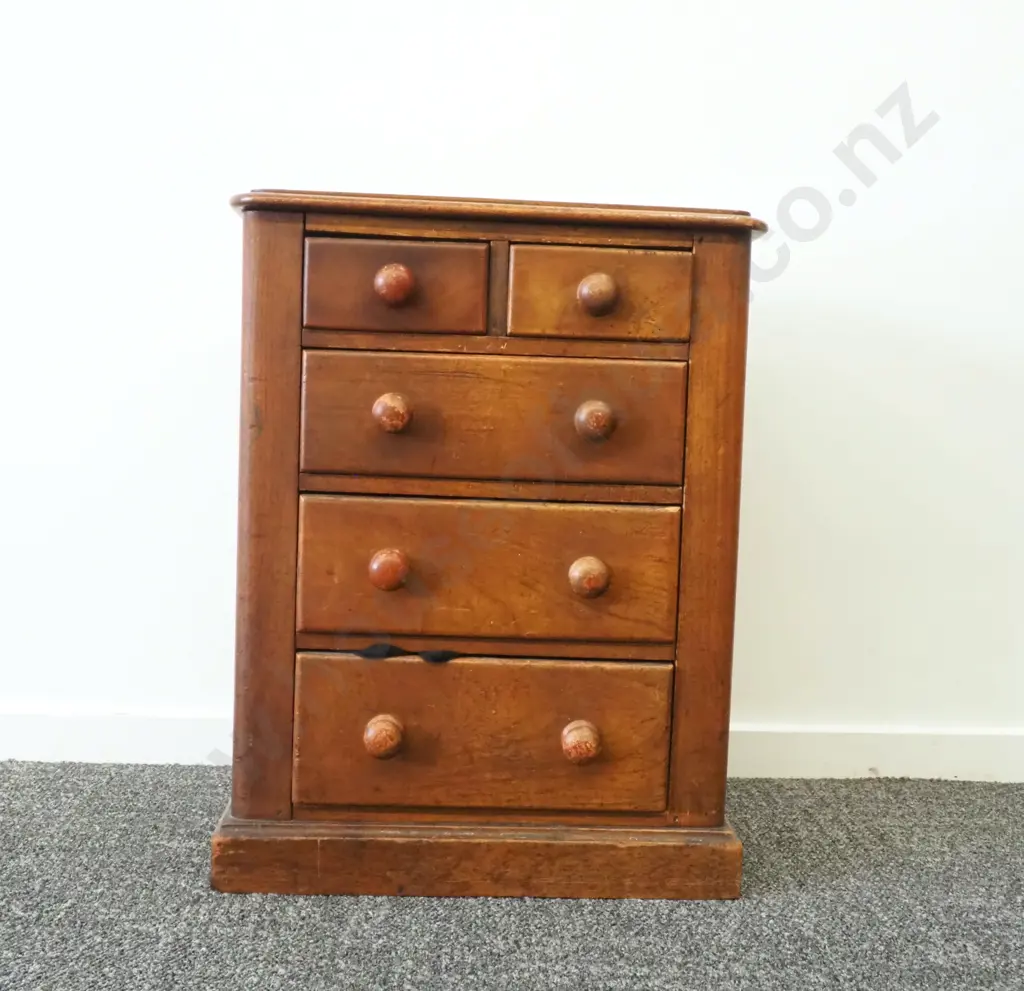 Colonial Mahogany Apprentice Chest Of Five Drawers. Complete With Sewing Paraphenalia  Image 1++