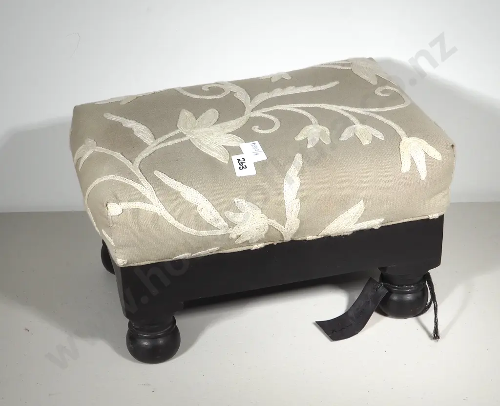 Rectangular Fabric Footstool On Turned  Wooden  Legs  Image 1++