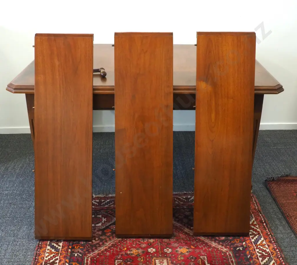 Arts & Crafts Style Mahogany Extension Table Complete With Three Extension Leaves On China Castors. Image 1++