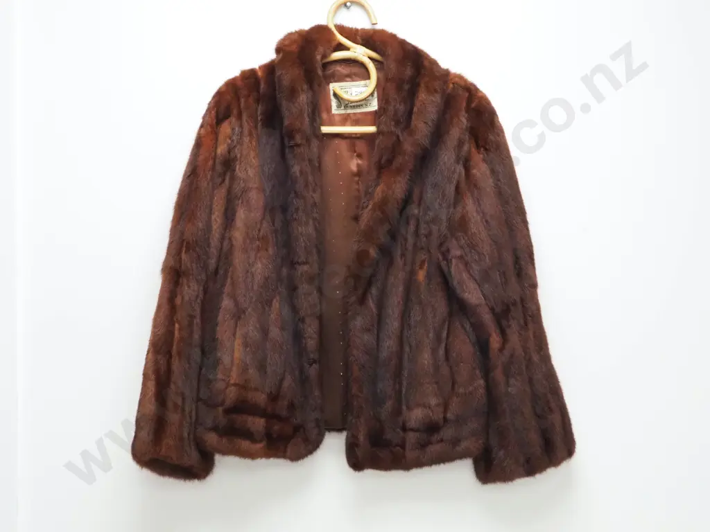 Vintage Ladies Fur Jacket - Likely Mink - NZ Retailer Image 1++