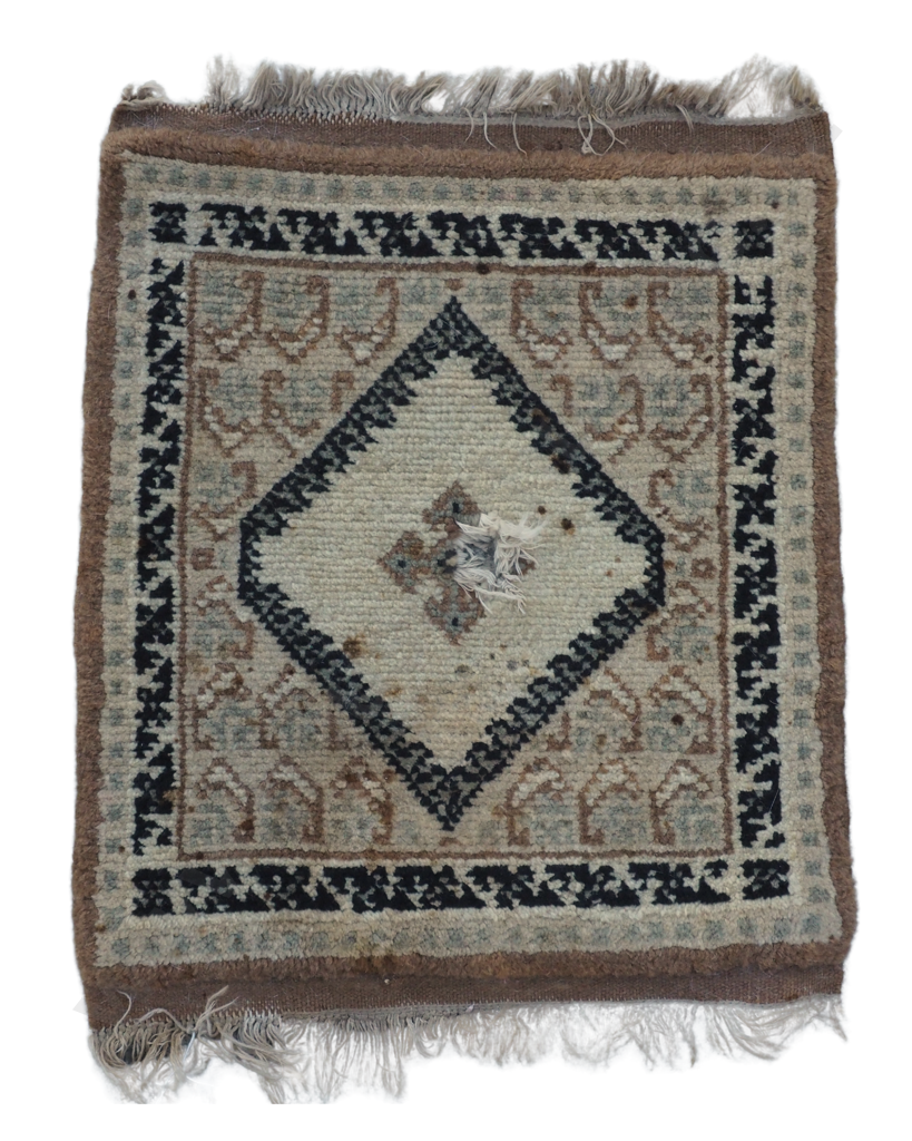 Small Vintage Hand-knotted Beluch Rug Image 1++
