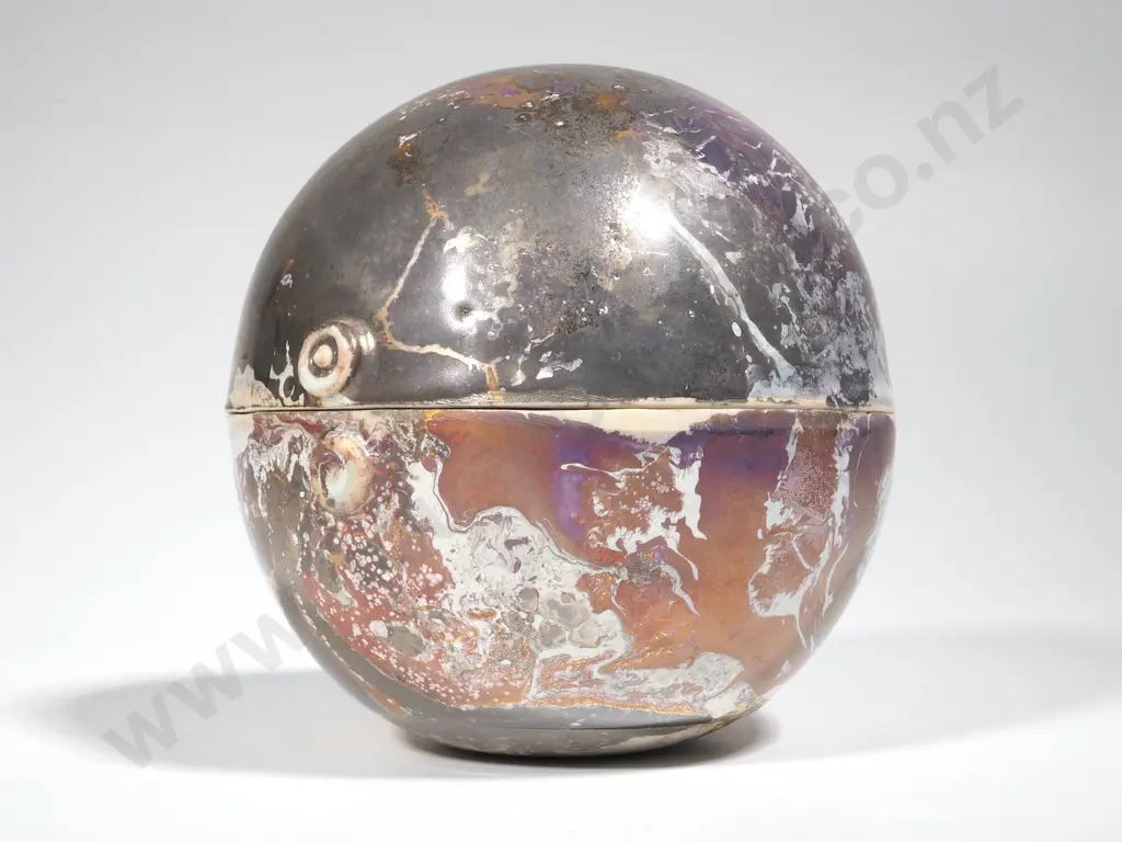 New Zealand Patti Meads Lidded Marbled Lustreware Studio Pottery Image 1++