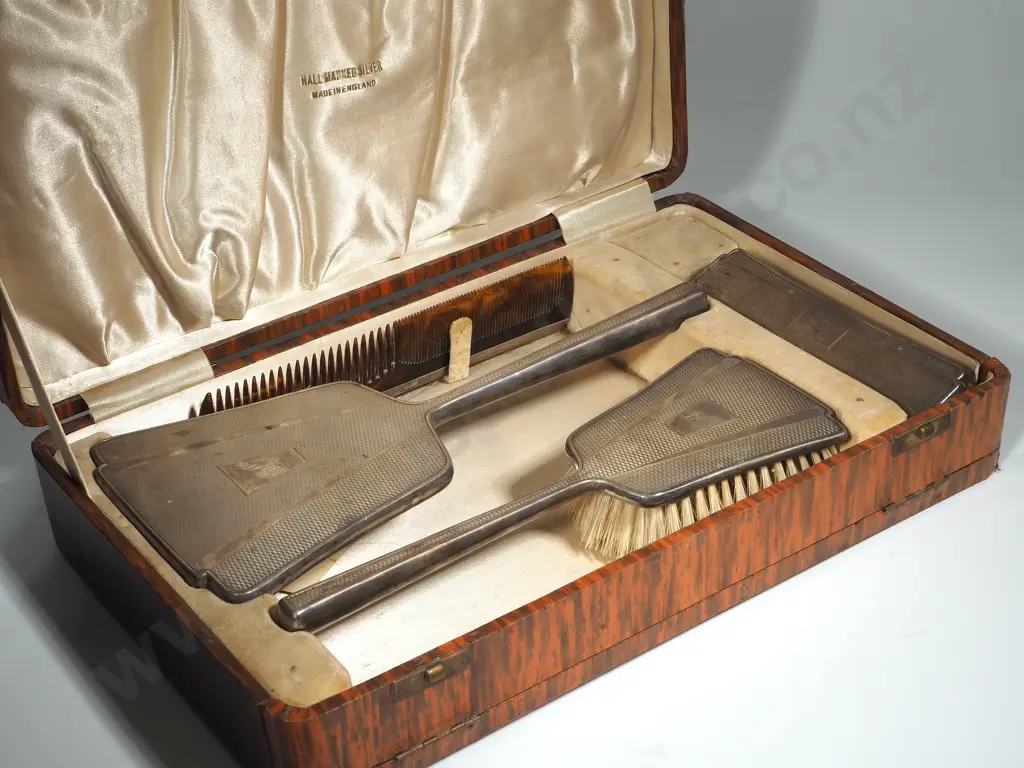 Cased Sterling Silver Art Deco Dressing Set Box A/F Image 1++