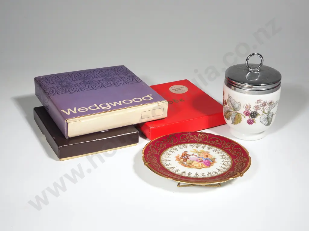 LImoges Small Plate, Royal Worcester Egg Coddler, Wedgwood Dish & A Miniature Image 1++