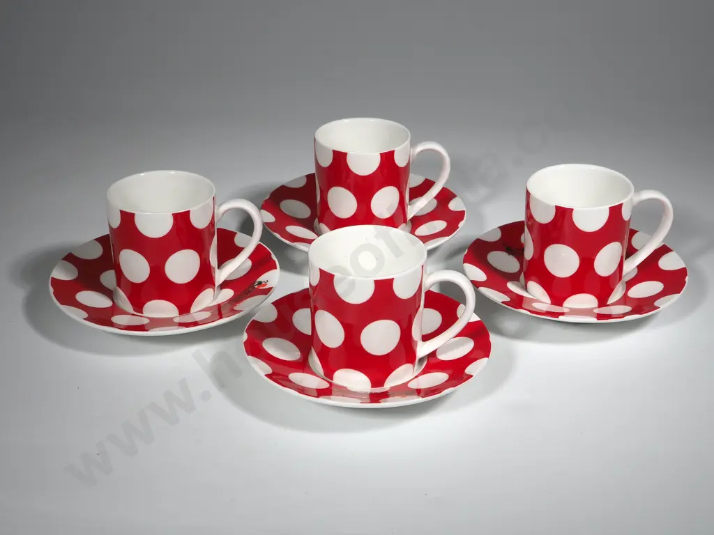 Box Maxwell & Williams Demi-Tasse Cups & Saucer  Image 1++