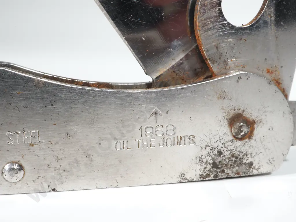 Army Issue 1968 Stainless Steel All Purpose Knife  Image 1++