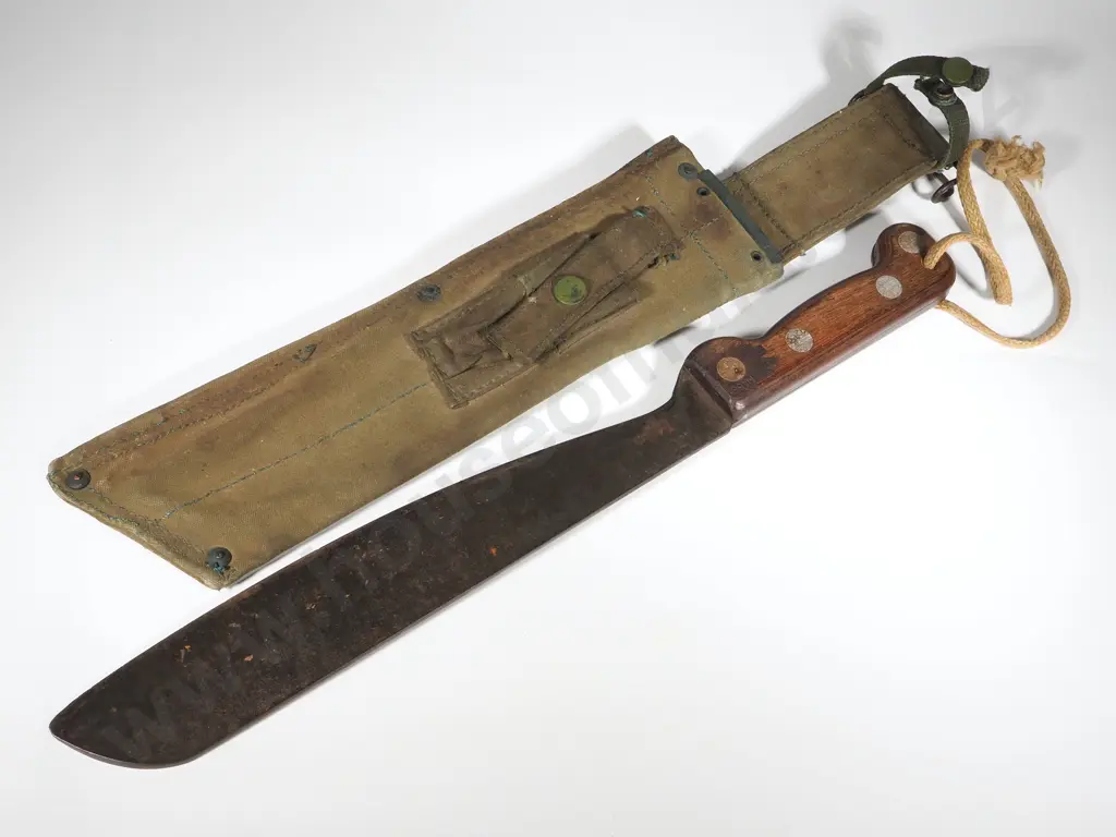 Vietnam War Period MA-66 Machete in Canvas Scabbard RNZAF Issue Image 1++