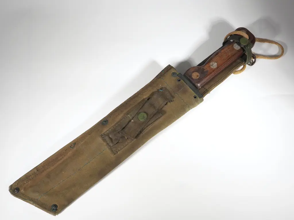 Vietnam War Period MA-66 Machete in Canvas Scabbard RNZAF Issue Image 1++