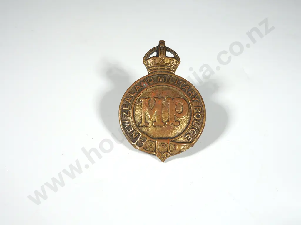 WW1 New Zealand Military Police Collar Badge  Image 1++