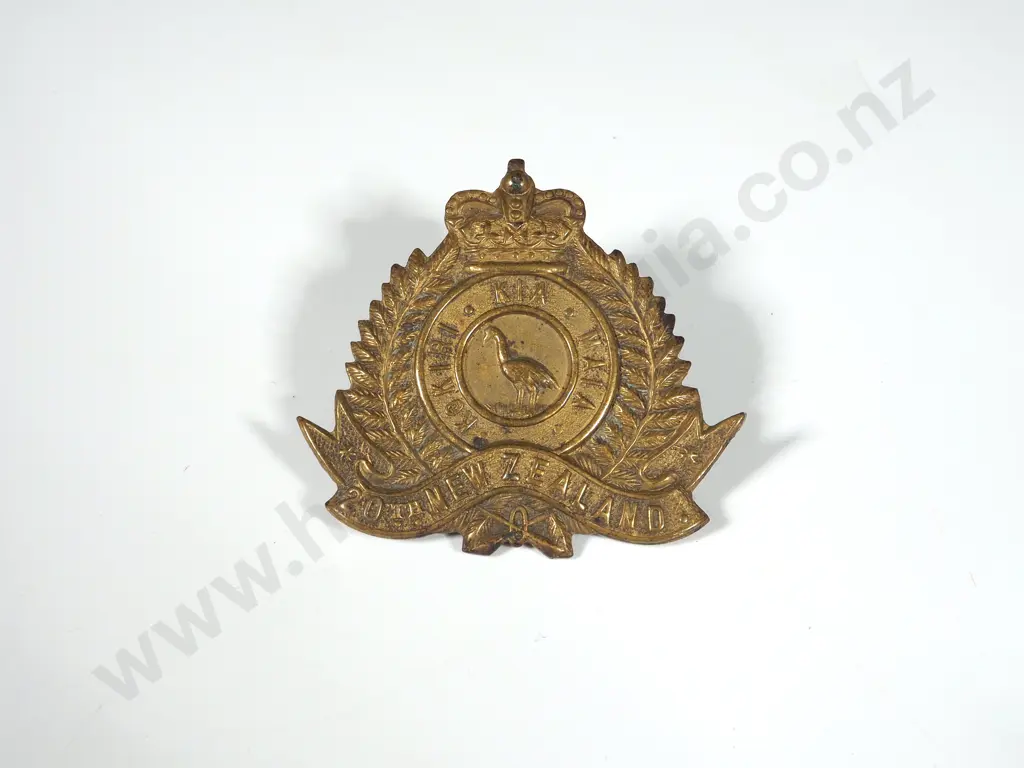 WW1 New Zealand Reinforcement Collar Badge Image 1++