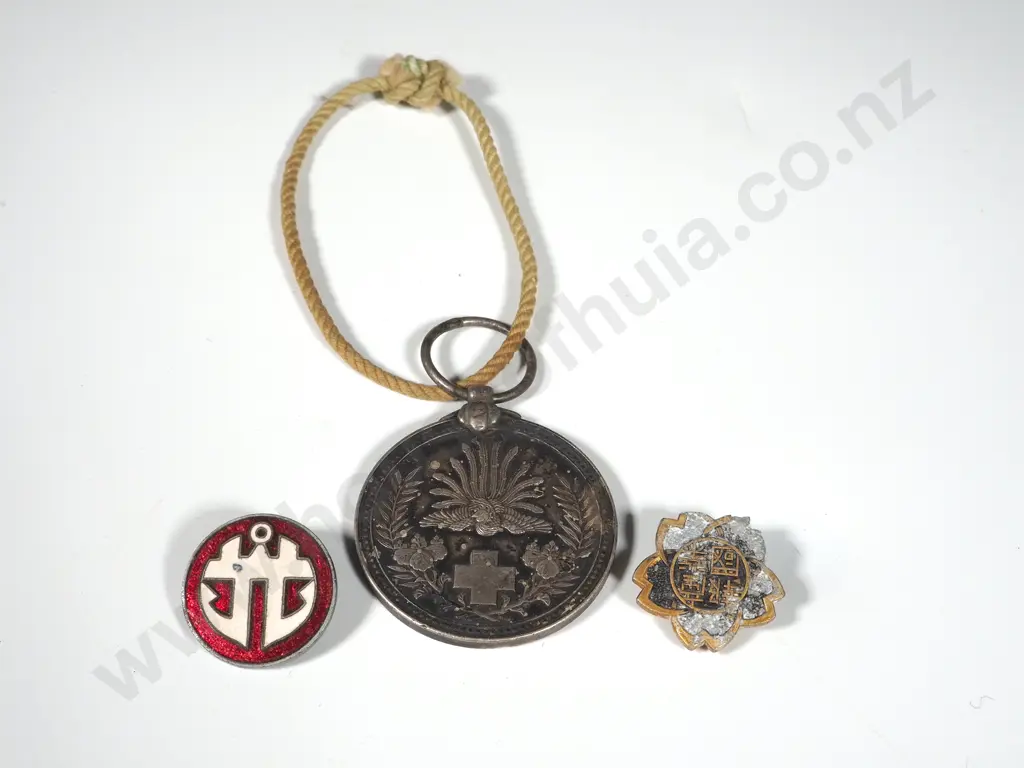WW2 Silver Japanese Red Cross Medal & Two Pins Image 1++