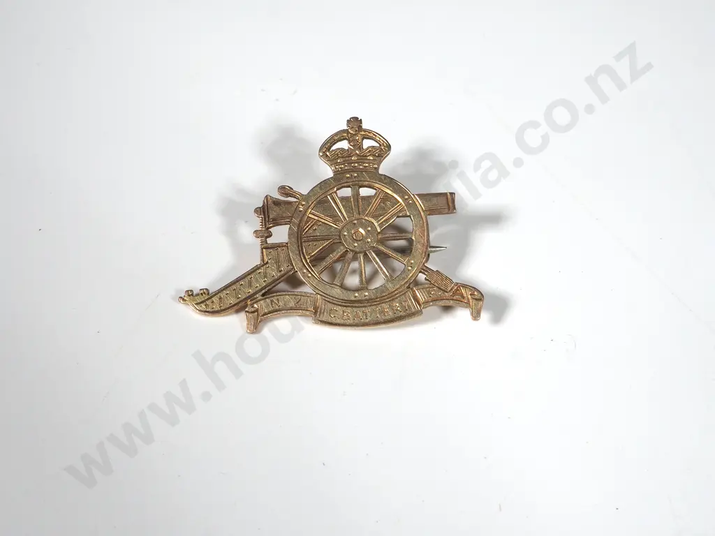 WW1 NZ C Battery Field Artillery 9ct Gold Sweetheart Brooch by A Ferg Image 1++