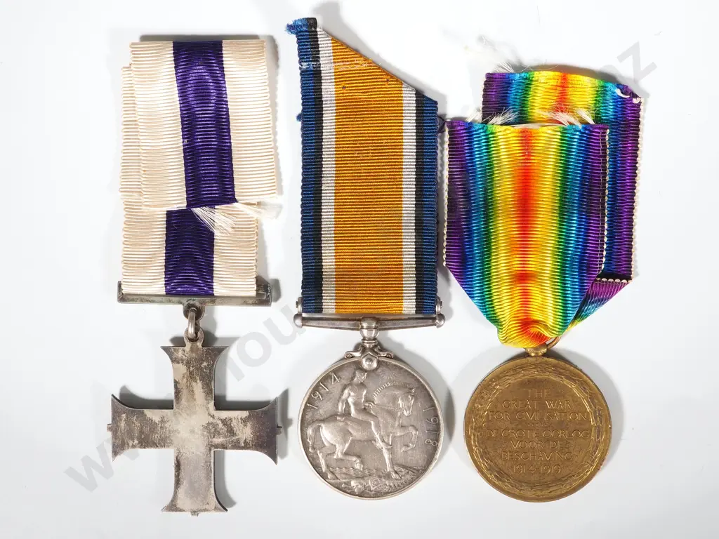 South African WW1 Military Cross & Pair to Captain W.H Watson North Somerset Yeomanry 2nd & 6th SA Infantry Image 1++