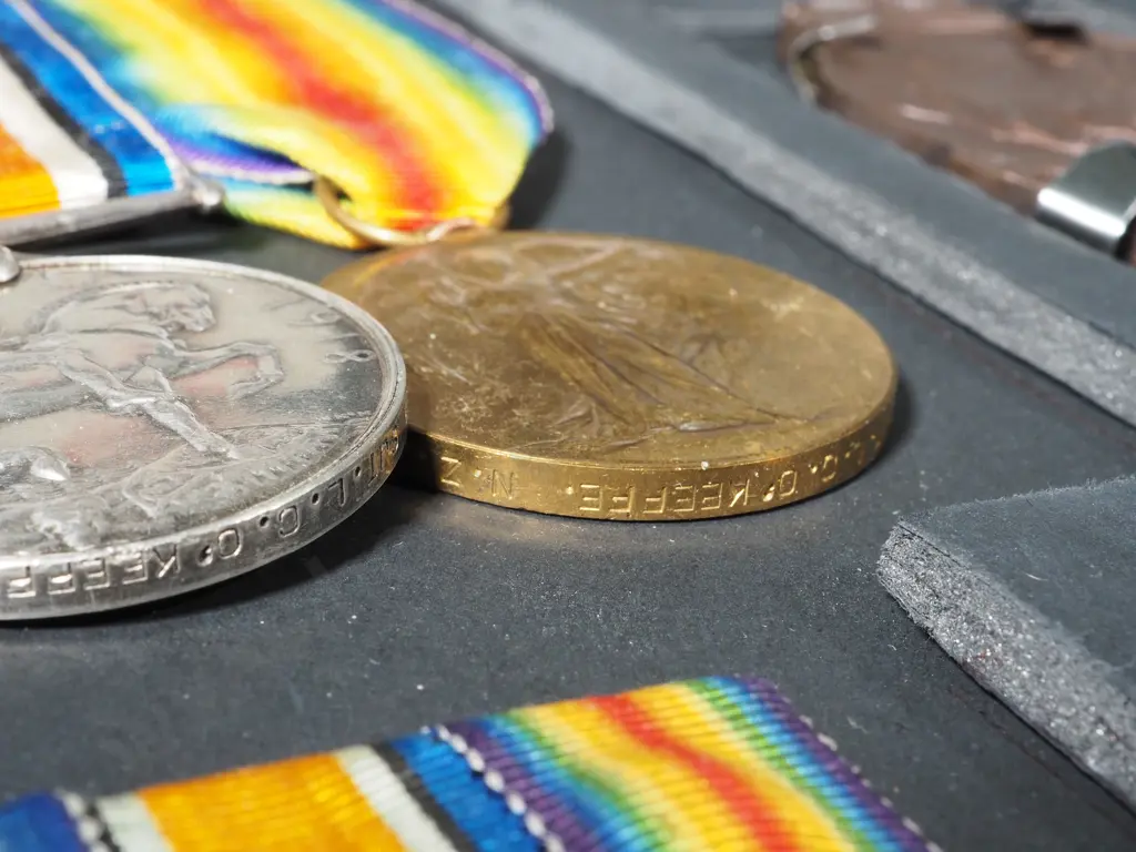 Exceptional WW1 NZ Gallipoli Campaign Group to Two Brothers Both Died August 1915 - Trios & Plaques & Token of Honour Image 1++