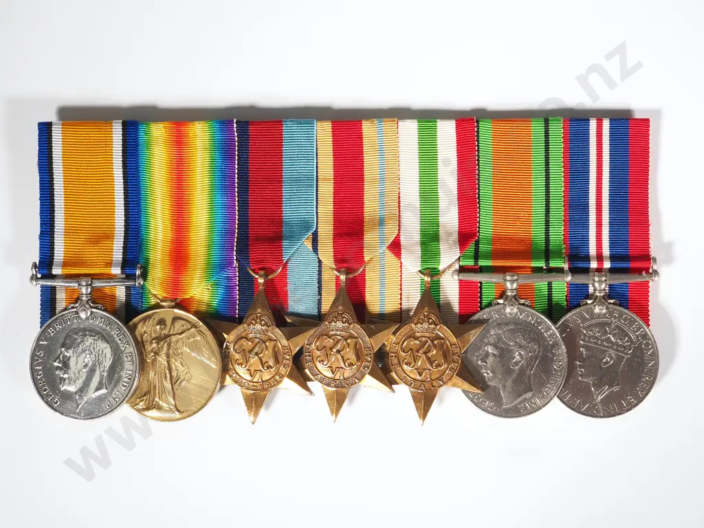 English WW1/WW2 Group of 7 Medals to 2nd Lieutenant Eric Guest Image 1++