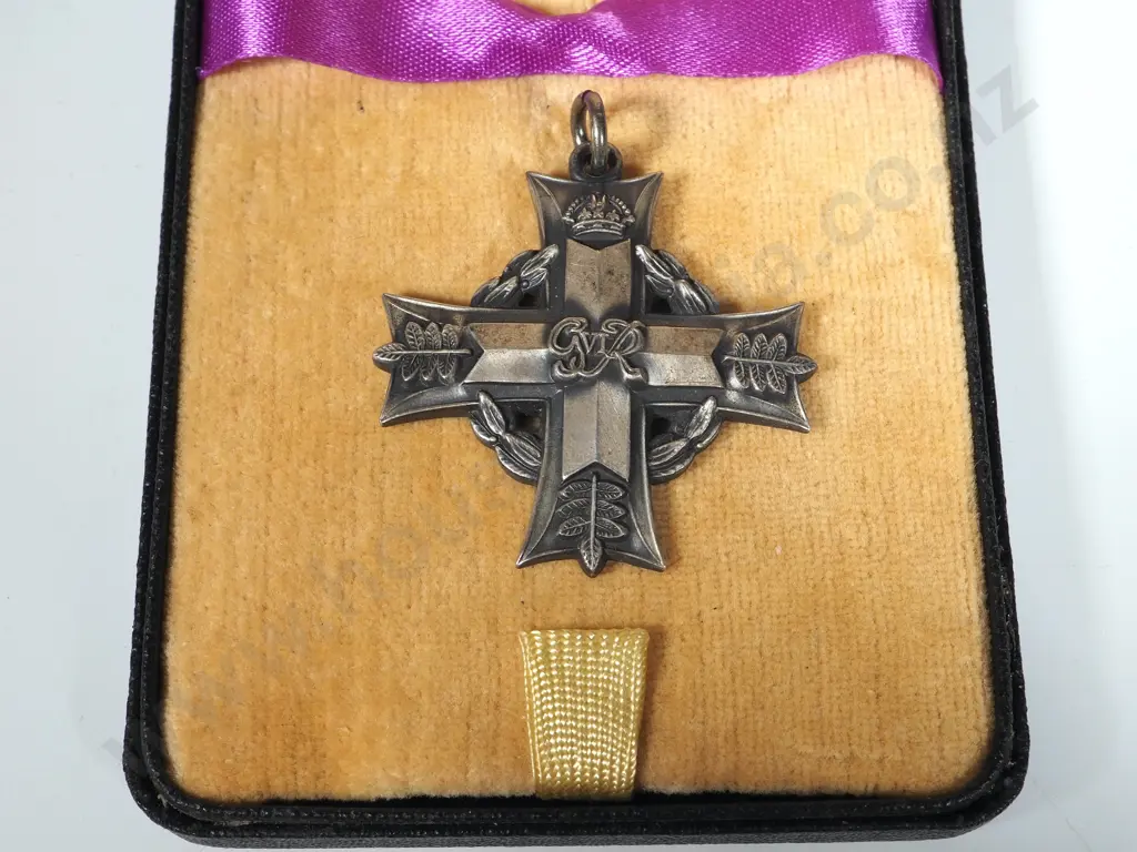 New Zealand Memorial Cross to Sergeant Lewis Harry Parkinson 75th Squadron Image 1++