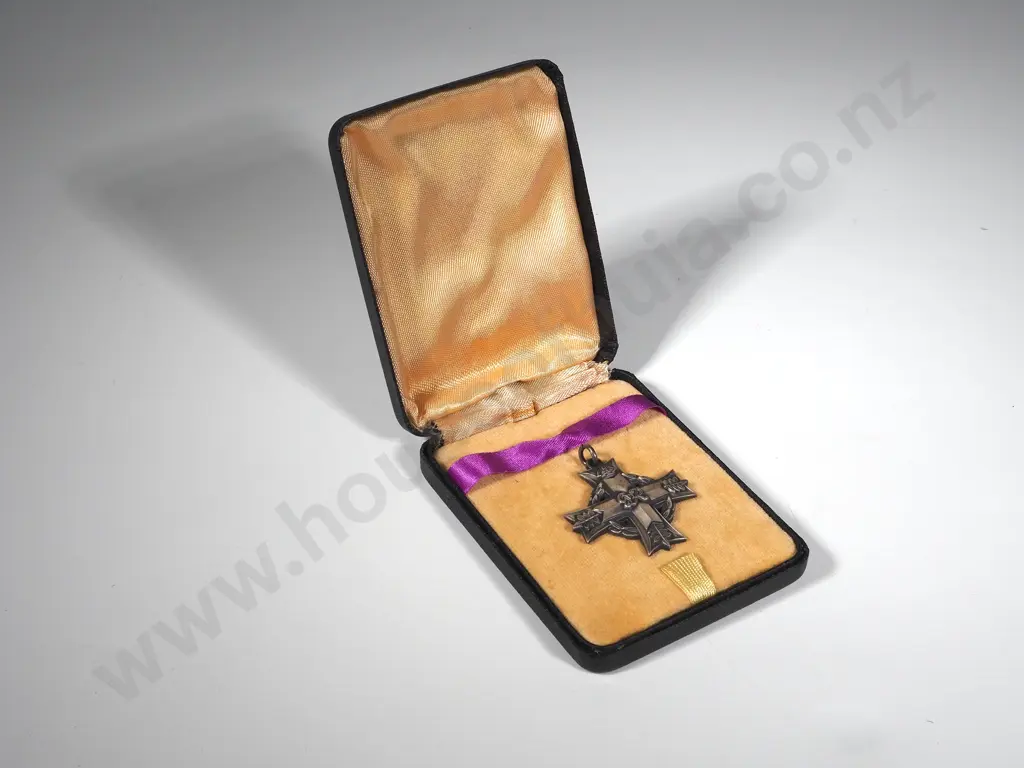 New Zealand Memorial Cross to Sergeant Lewis Harry Parkinson 75th Squadron Image 1++