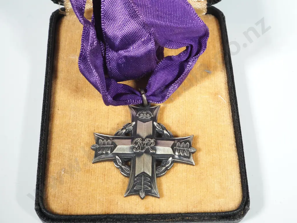 New Zealand Memorial Cross to Sjt P V Renai RAF Image 1++