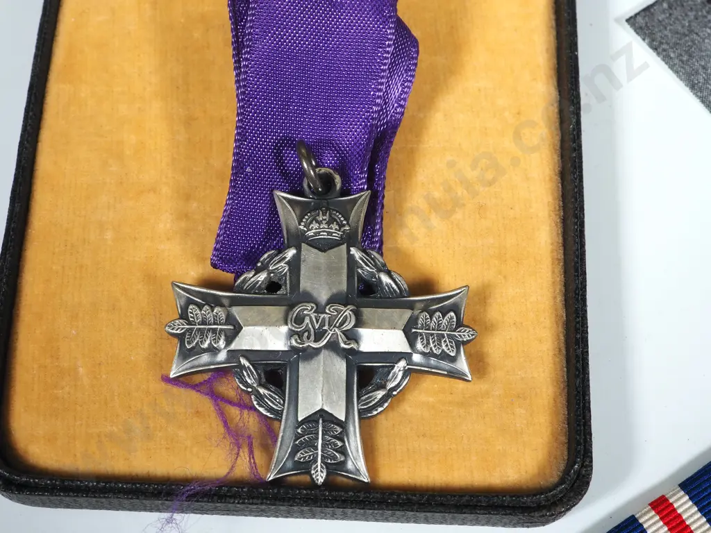 New Zealand Memorial Cross to Sergeant D A Dacre RNZAF 21st June 1941 Image 1++