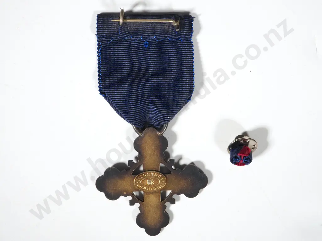Royal Norwegian Order of Merit Image 1++