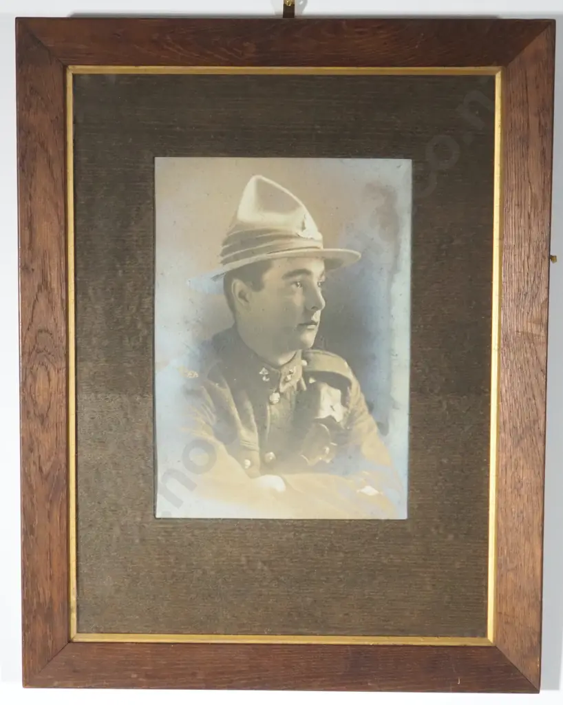 WW1 Oak Framed New Zealand Soldiers Portrait Photograph  Image 1++