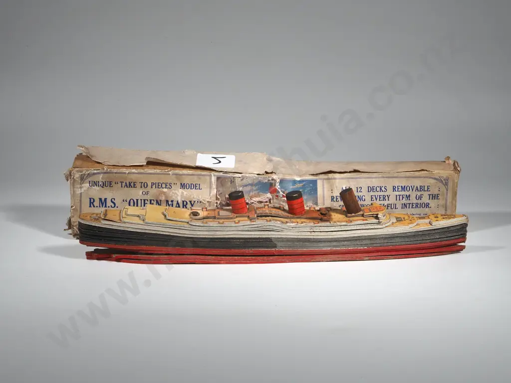 Model Ship Chad Valley RMS Queen Mary. Unique "Take To Pieces" Model A/F Image 1++