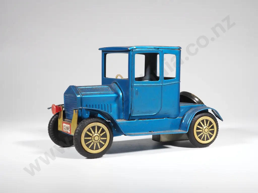 Vintage Auto Series 1960s-1970s Friction Wind Up Tin Blue Model T Ford Car Japan Image 1++