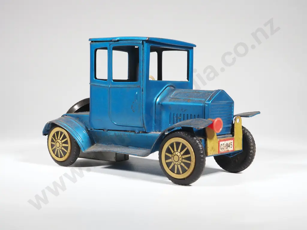 Vintage Auto Series 1960s-1970s Friction Wind Up Tin Blue Model T Ford Car Japan Image 1++