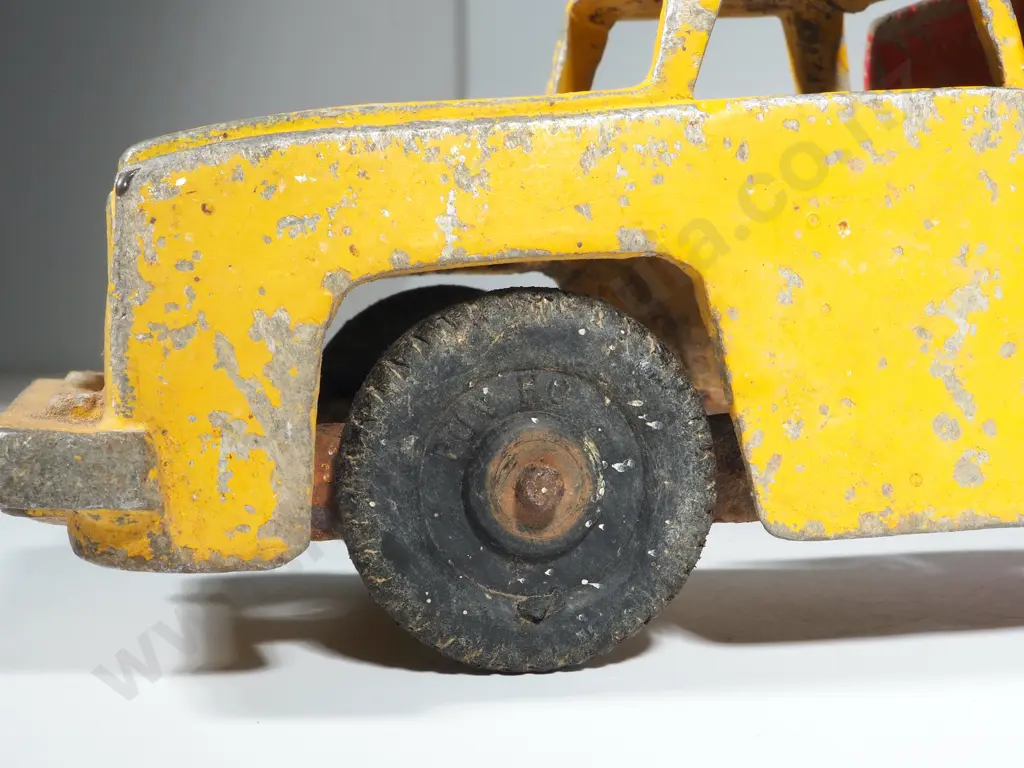 Vintage Fun - Sand Cast Tip Truck Image 1++