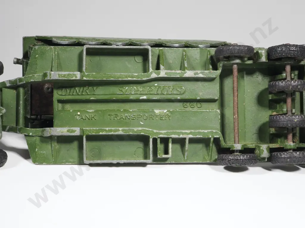 Dinky Toys Mighty Antar No.660 Tank Transporter & Dinky Toys Centurion Tank No.651 (Missing Rubber Tracks) Image 1++