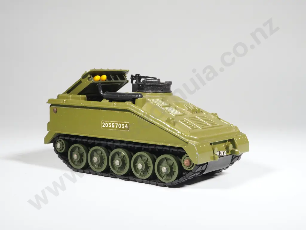 Dinky Toys Alvis Scorpion & Striker Image 1++