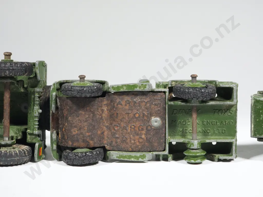 Three Dinky Toys A/F: 673 / 641 / 661 Image 1++