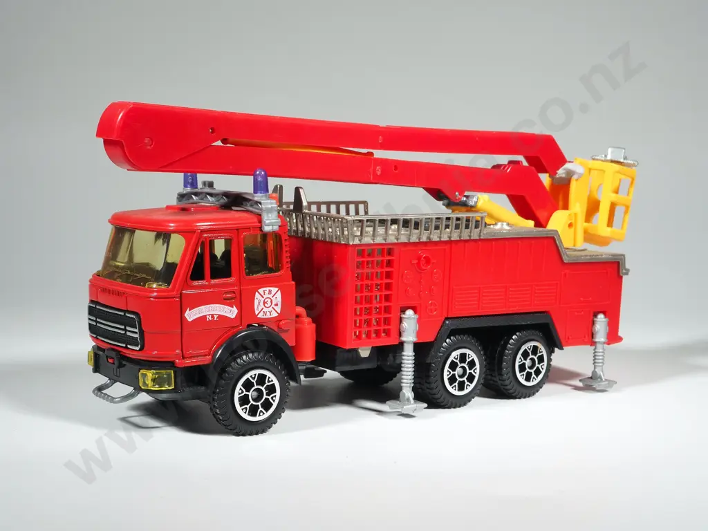 Vintage Giodi Serie Jumbo Fire Engine Truck Image 1++