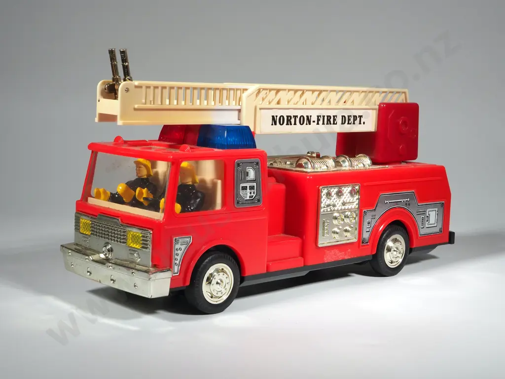 Vintage Norton Fire Department Toy Fire Engine - Battery Operated Image 1++