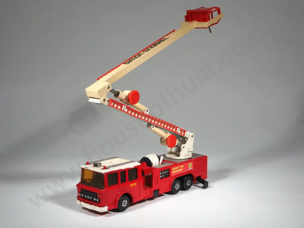Vintage Matchbox K-39 ERF Simon Snorkel Fire Engine Superkings Range Image 1++