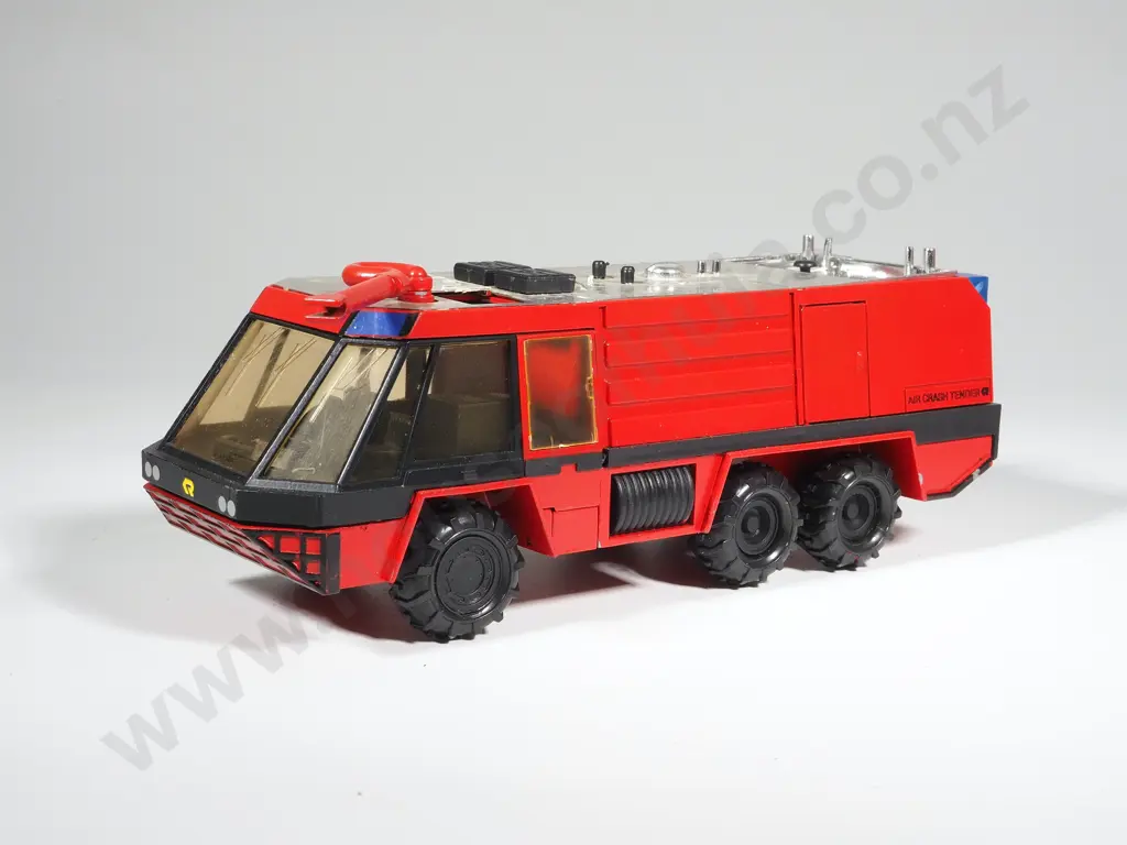 Conrad 5501 Die Cast Airport Rescue Fire Truck 1/50 Scale Rosenbauer Austria Image 1++