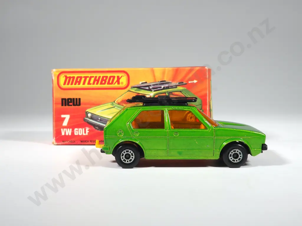 Matchbox 75 Superfast VW Golf 7 Image 1++