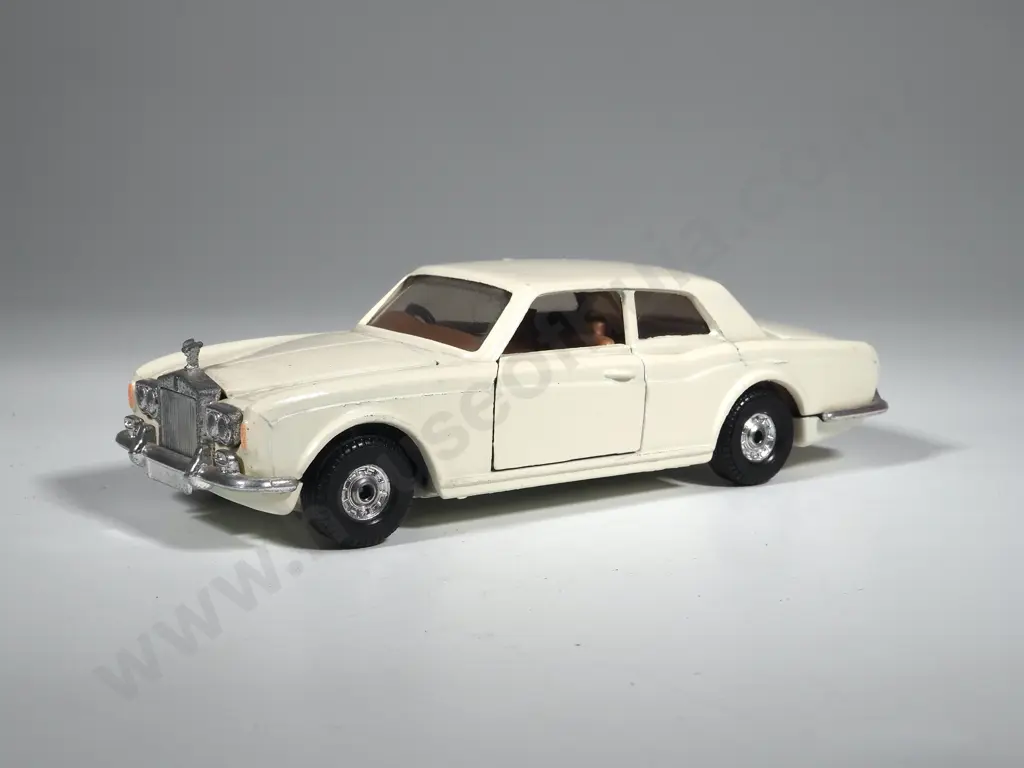 Vintage Corgi Rolls Royce Corniche in White - Unplayed Condition Image 1++