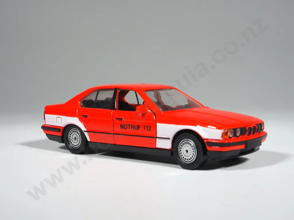 Schabak BMW 535i 1/43 No 1150 Image 1++