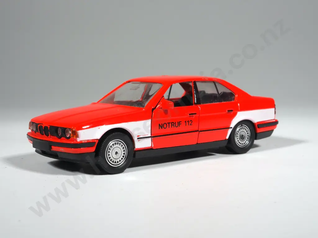 Schabak BMW 535i 1/43 No 1150 Image 1++
